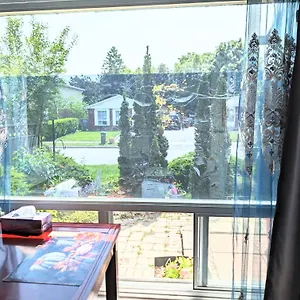 Homestay Renovated Cozy Bedroom With Private Washroom, Toronto